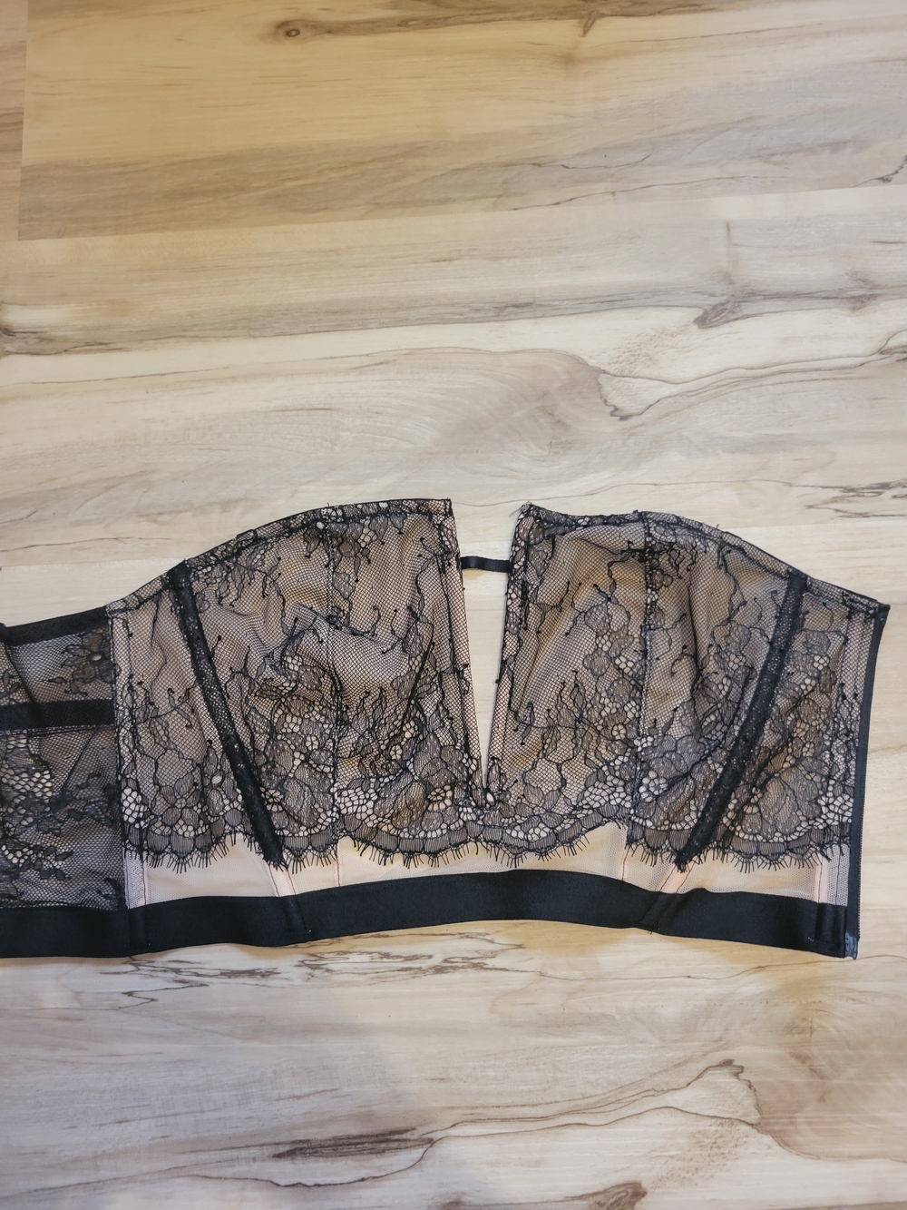 Victoria's Secret Black Lace Strapless Bustier Bandeau